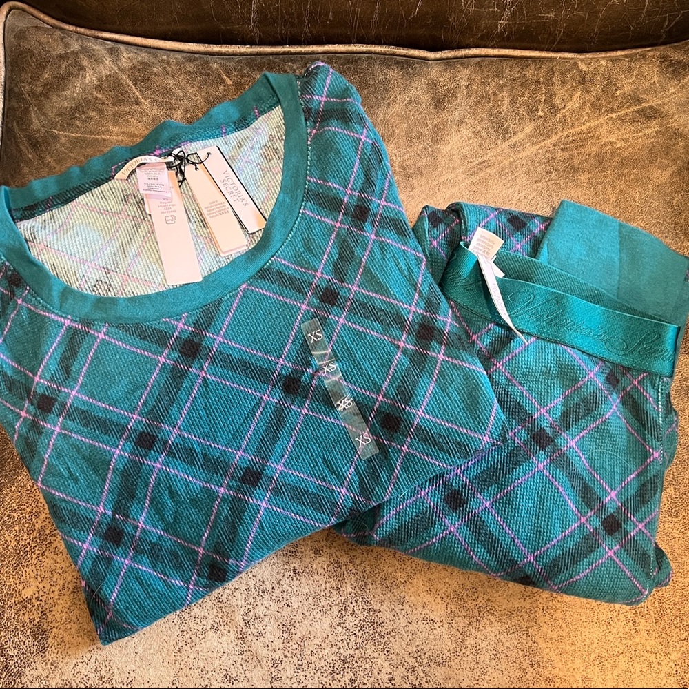 NWT Victorias Sexret 2 piece pajama set